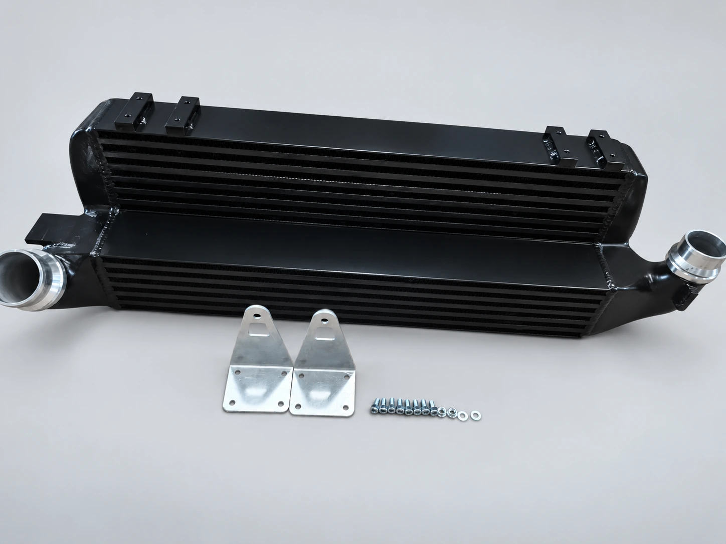 Renault Megane 3 RS 250–275 Intercooler — Stepped core, loose mounting brackets and hardware